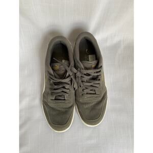 Puma Gray Trainers Sneakers US Mens 11.5 UK 10.5  Caracal Suede 370304-09
